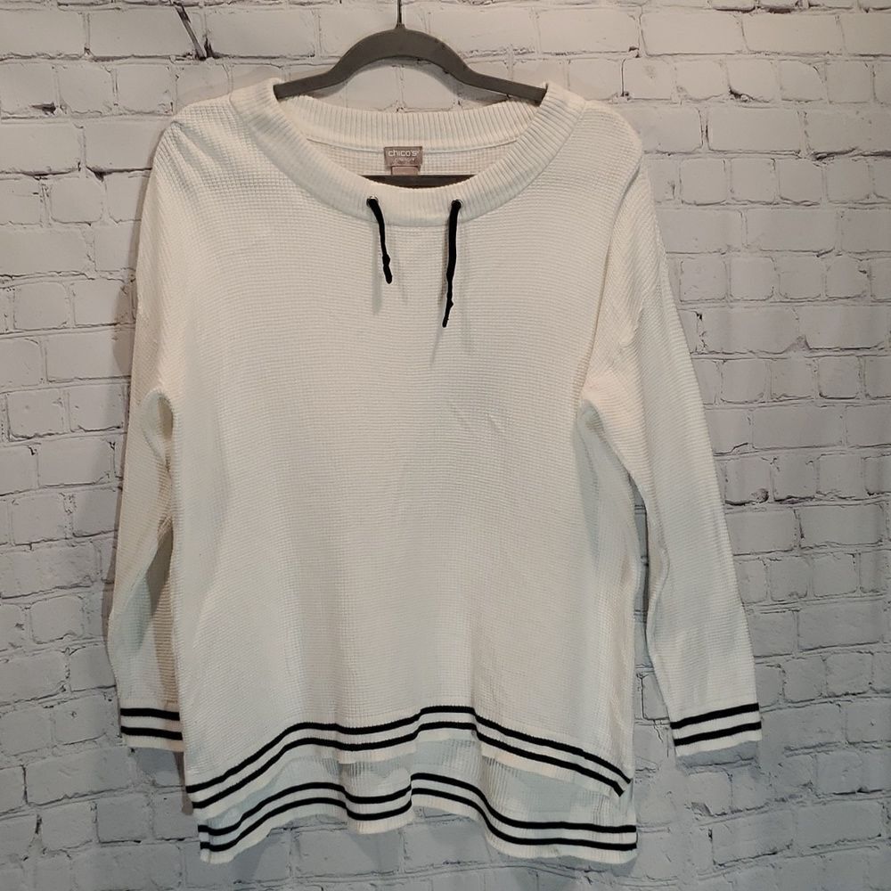 Chico's Size 2P Nautical White Crewneck Sweater with Black Trim